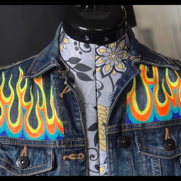 Flames Vest Hand Painted - Picture 3 of 4